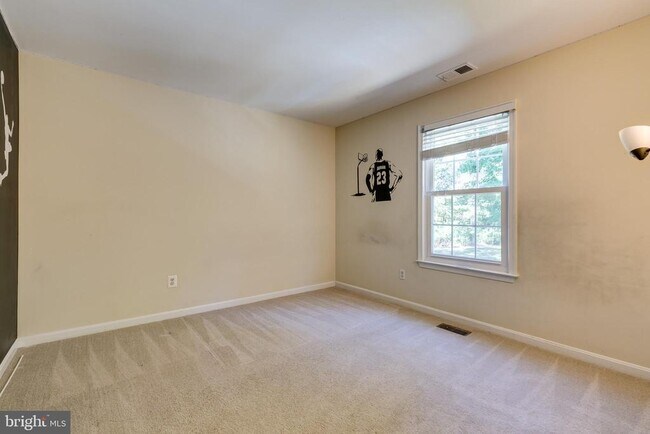 Building Photo - 12010 Sugarland Valley Dr