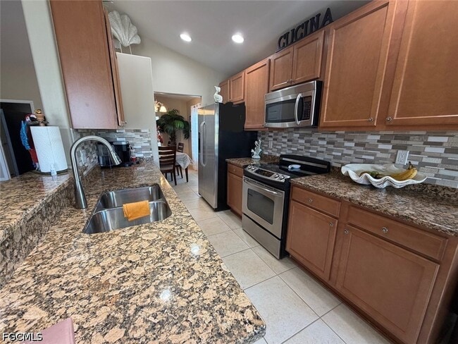 Building Photo - 2609 Clairfont Ct