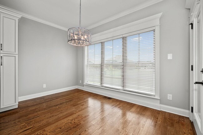 Building Photo - Luxury Home For Rent