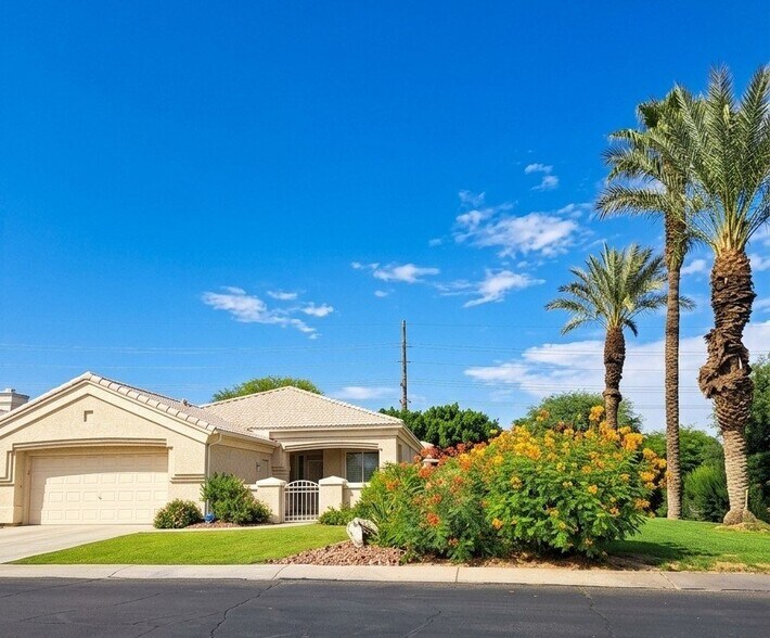 Building Photo - 44010 Royal Troon Dr