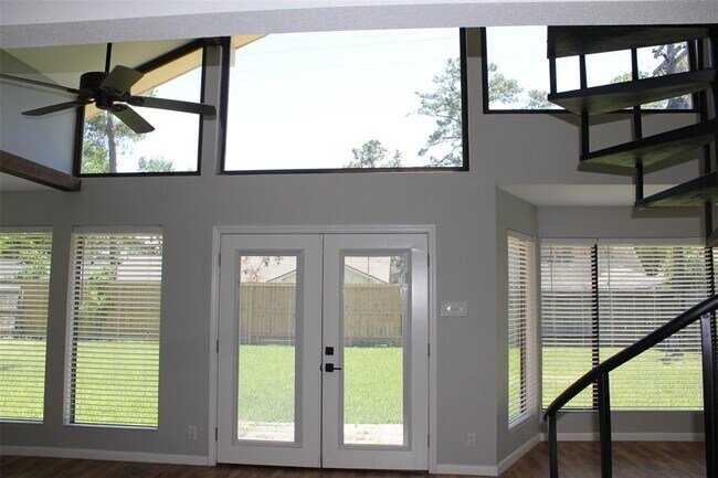 Building Photo - 10031 Haddington Dr