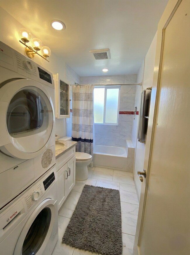 Building Photo - 79 Nelson Ave