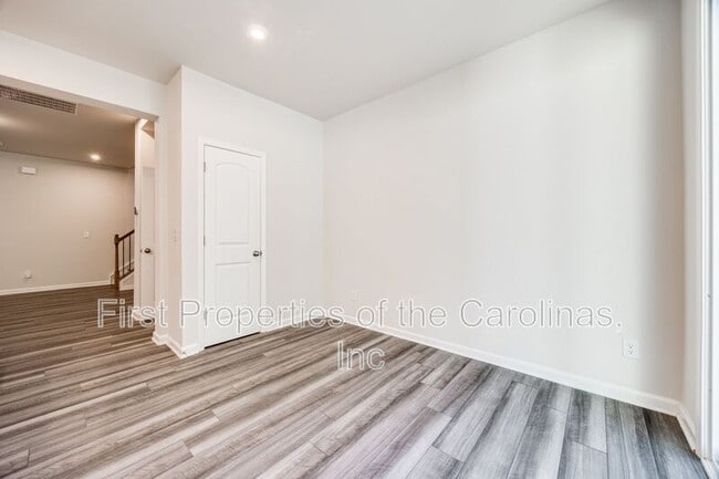 Building Photo - 1351 Southern Sugar Dr