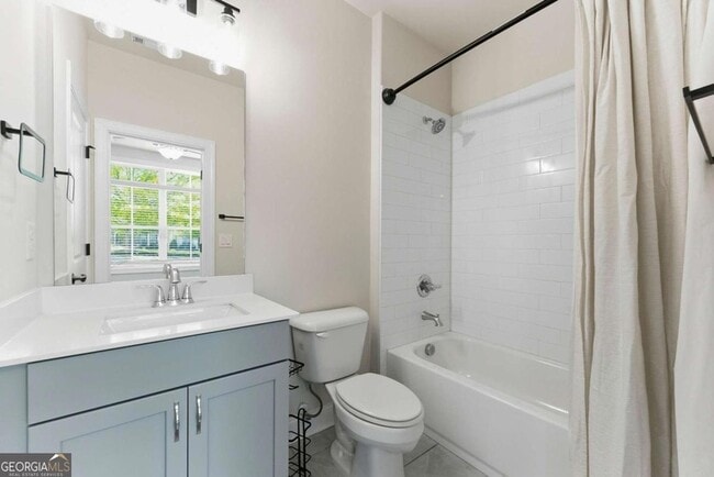 Building Photo - 5004 Bellmoore Park Ln