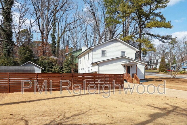 Building Photo - 322 E Millbrook Rd