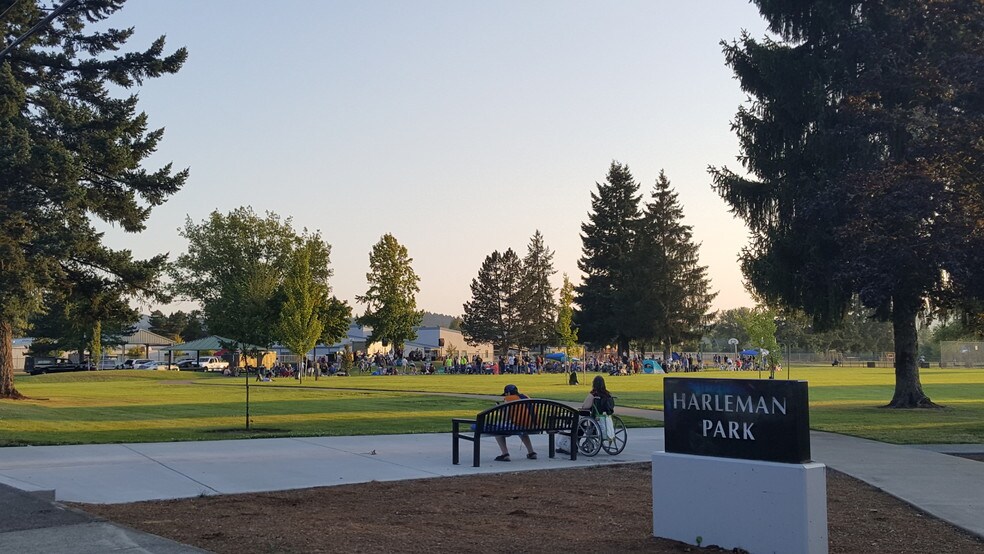 Park - 1045 S Jasper St