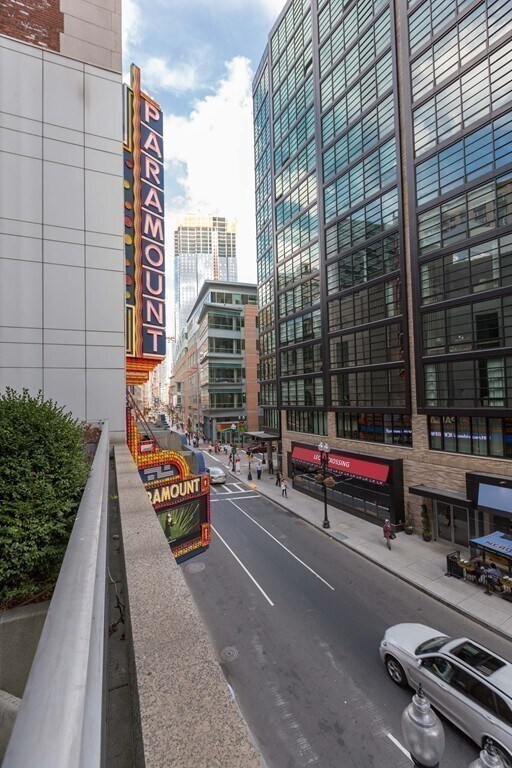 Building Photo - 3 Avery St