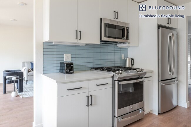 Building Photo - 20200 Lucille Ave