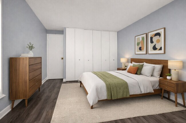 Building Photo - 4343 N Clarendon Ave