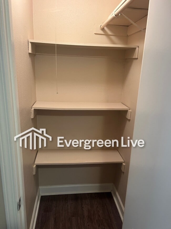 Building Photo - 30 Callan Ct