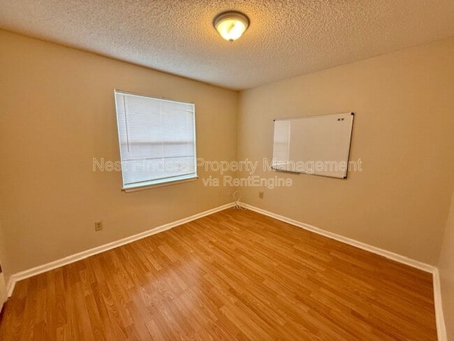Building Photo - 2641 Sam Houston Pl
