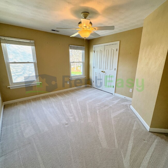 Building Photo - 1325 Meggett Dr