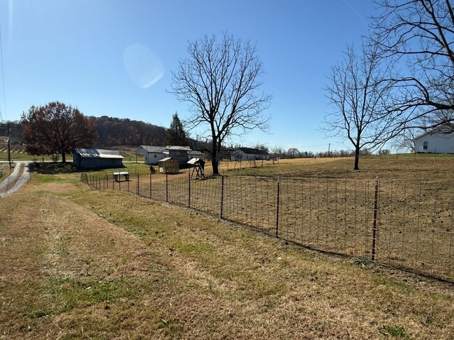 Building Photo - Intro to Homesteading! 3/1 furnished Property for rent