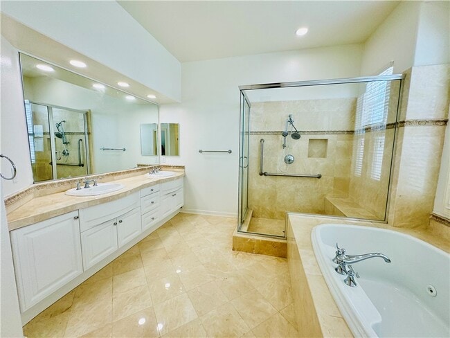 Building Photo - 19 Vernon