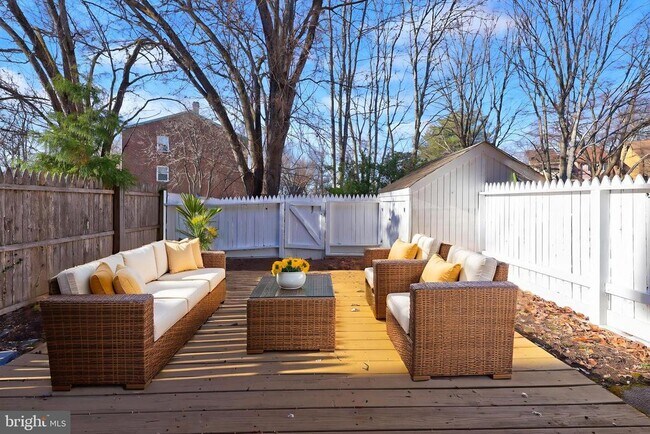 Building Photo - 15256 Waterwheel Terrace