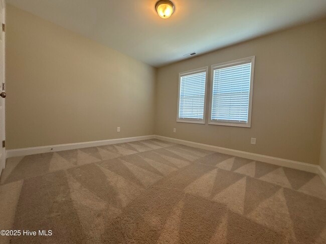 Building Photo - 208 Penster Ct