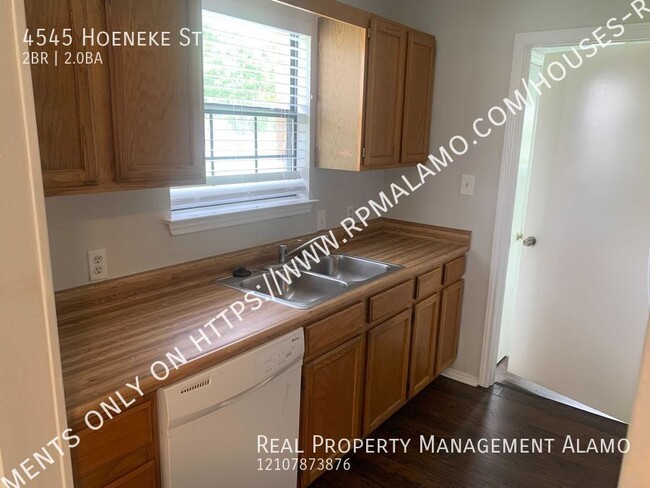 Building Photo - 4545 Hoeneke Dr