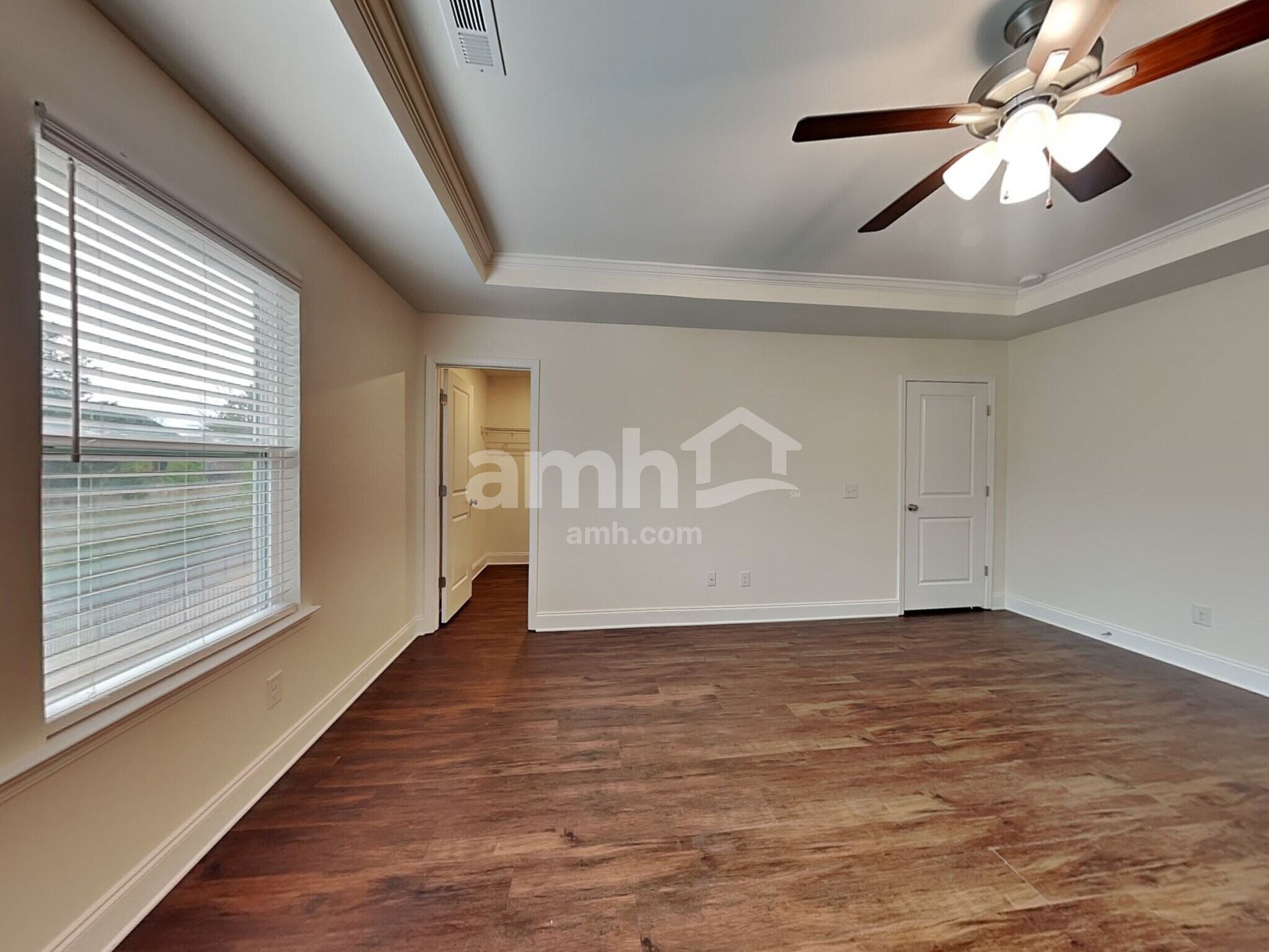 Building Photo - 5924 Hagar Vly Dr