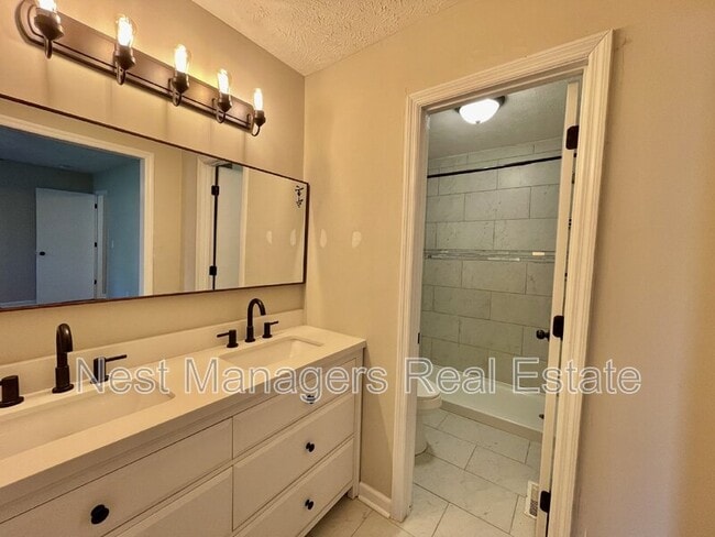 Building Photo - 341 Bahama Loop