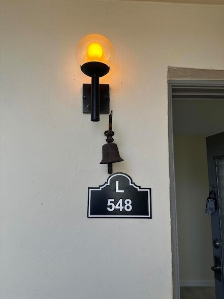 Building Photo - 548 Normandy Ln