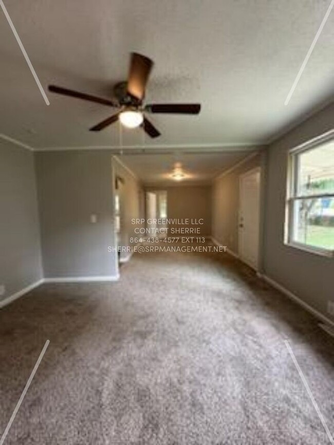 Building Photo - NEWLY RENOVATED HOME!!! 3 BEDROOM 2 BATH H...