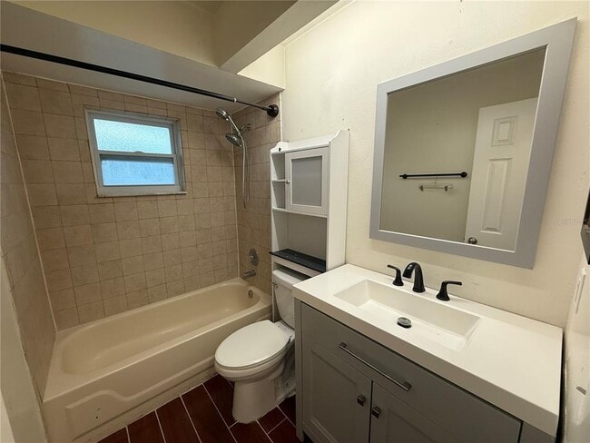 Building Photo - 2680 Bay Leaf Dr