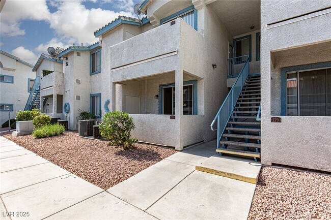 Building Photo - 4960 Harrison Dr
