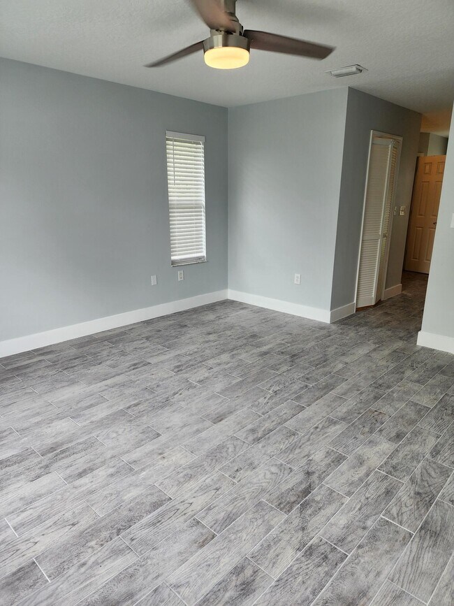 Building Photo - 3407 Fort Nelson Ln
