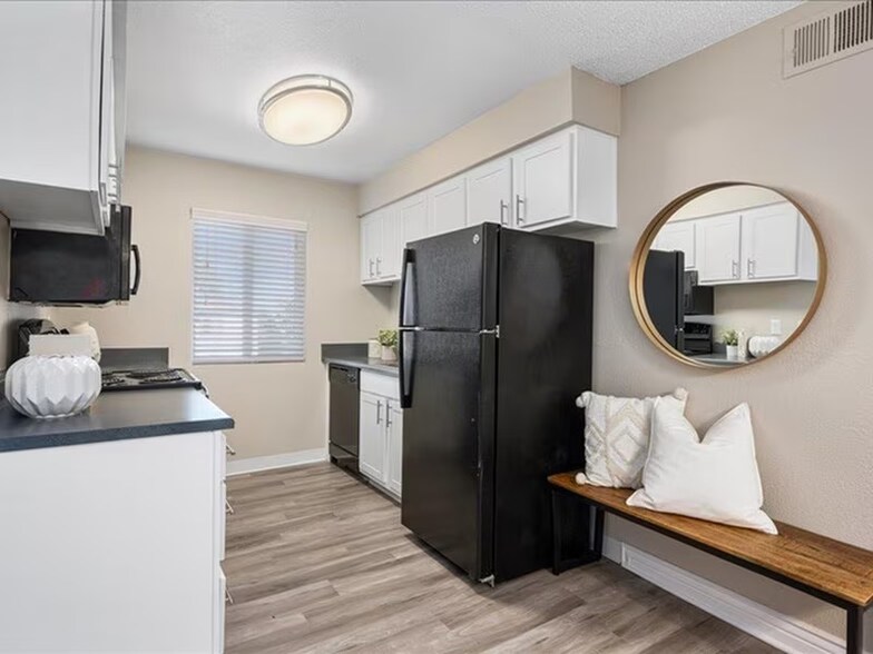 Building Photo - Ascent on the Highline