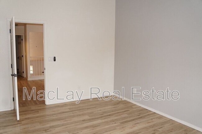 Building Photo - 1115 W Windjammer Dr