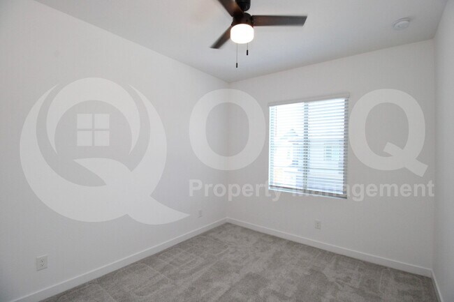 Building Photo - 9420 E Supernova Dr