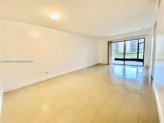 Building Photo - 2 bedroom in Miramar FL 33025
