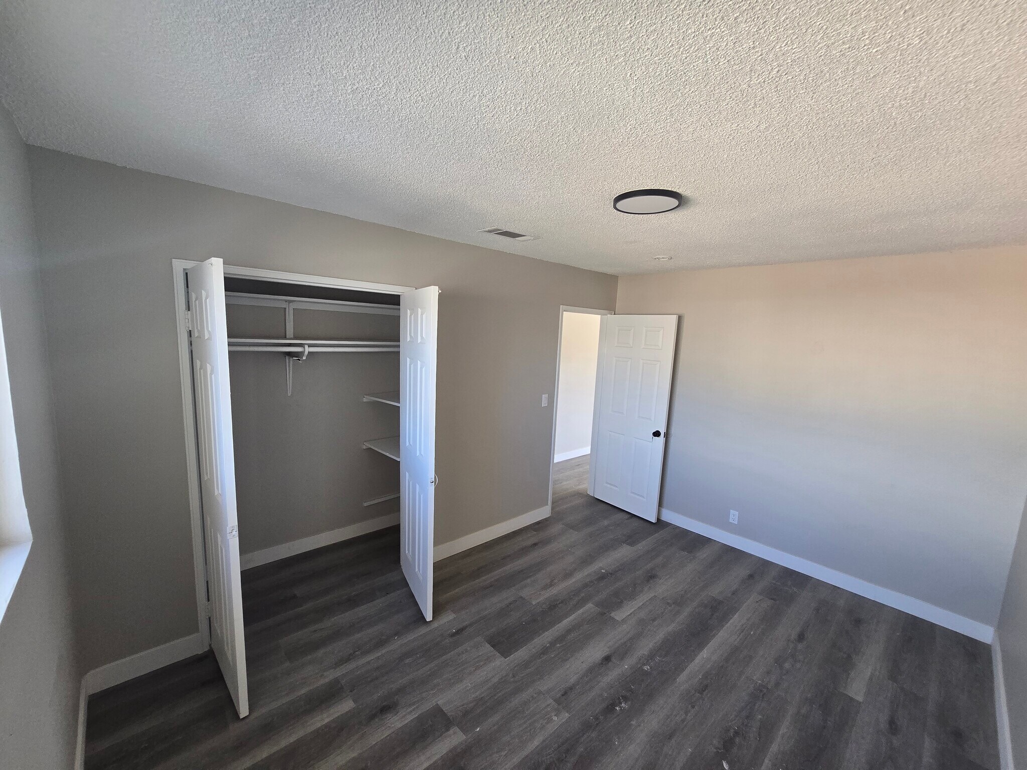 Building Photo - 44414 Andale Ave