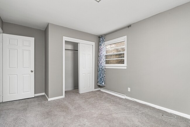 Building Photo - 509 Frank Ln