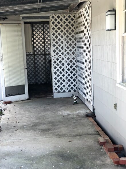 Building Photo - 2807 Mallory St