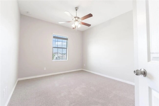 Building Photo - 1659 Chatsworth Cir