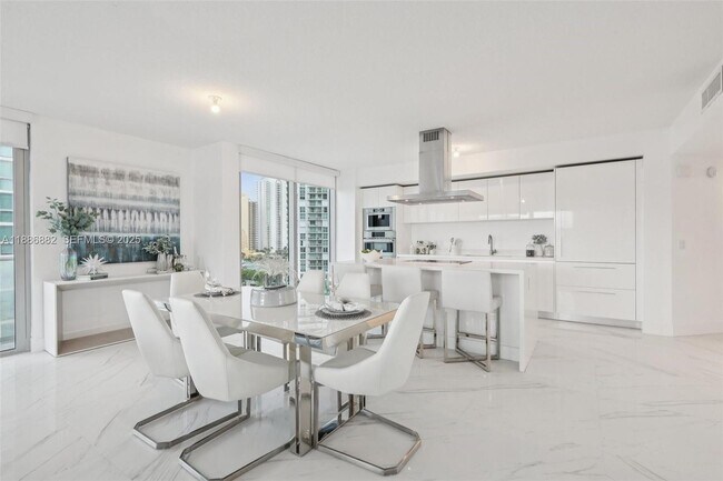 Building Photo - 330 Sunny Isles Blvd