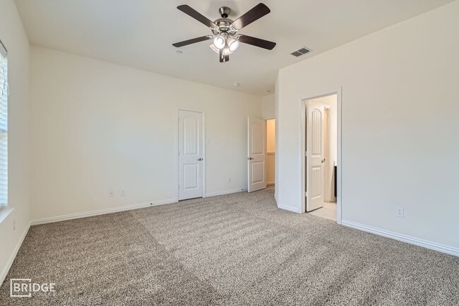 Building Photo - 1412 Lakecrest Ln