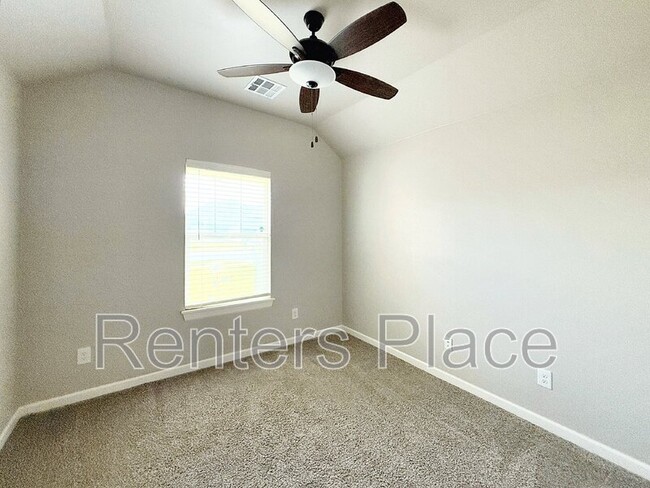 Building Photo - 2713 SE 22nd St