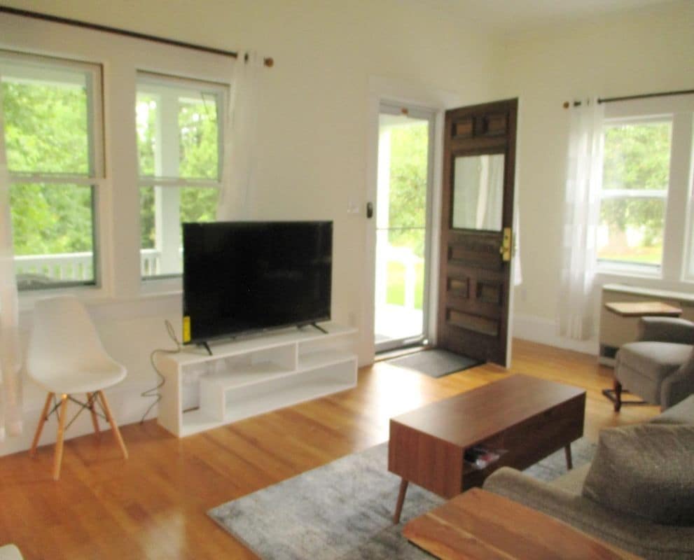 Building Photo - 38 Berkley, B