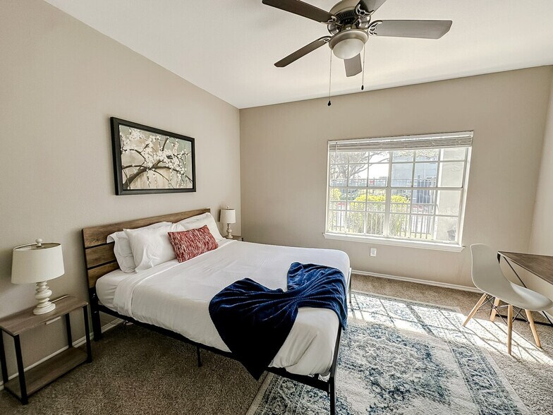 Building Photo - 6225 Saratoga Blvd