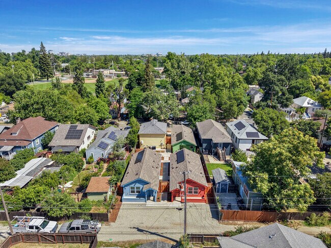 Building Photo - Beautiful 2 bedroom 1 bathroom New Build Close to UC Davis and McGeorge Law School