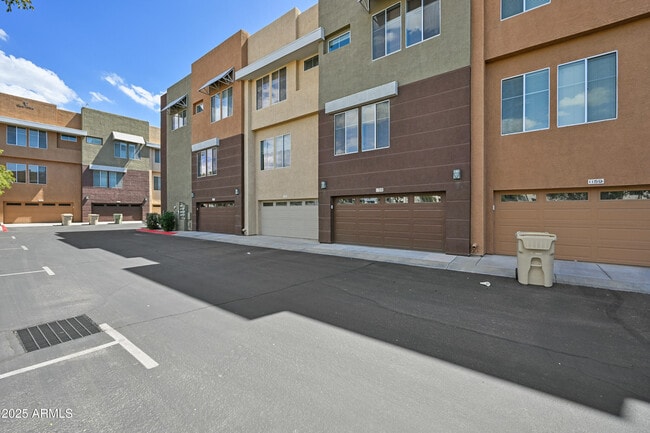 Building Photo - 6745 N 93RD Ave