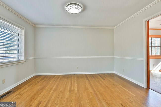 Building Photo - 334 Porter Rd