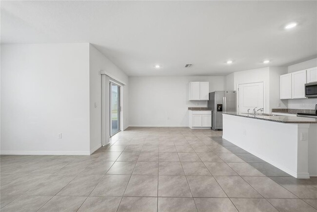 Building Photo - 32597 Kobuk Valley Ave