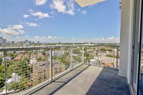 Building Photo - 10 SW South River Dr