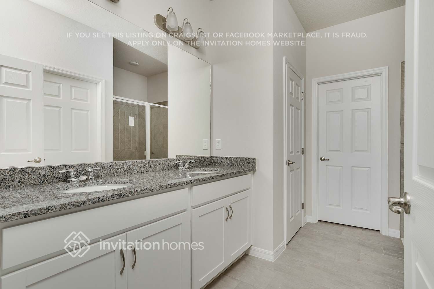 Building Photo - 1487 Grassland Ave