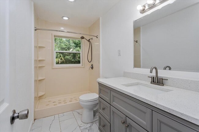 Building Photo - 1907 Brown St