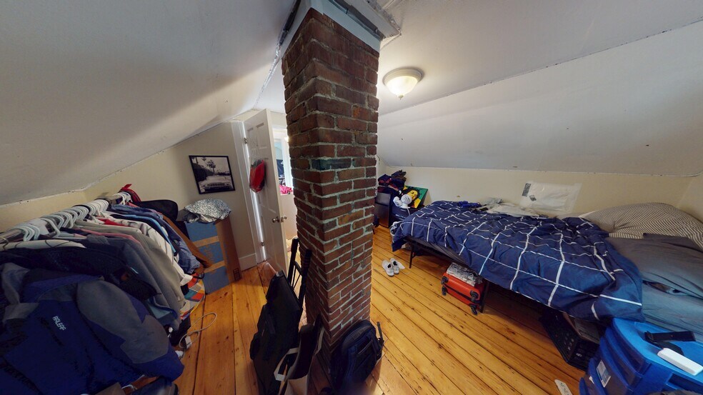 Building Photo - 48 Alleghany St