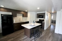 Building Photo - Greenhill